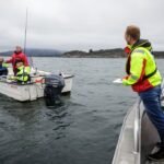 Havforsker Keno Ferter (t.h.) forsker blant annet på fritidsfiske. Fotograf: Erlend Astad Lorentzen / Havforskningsinstituttet